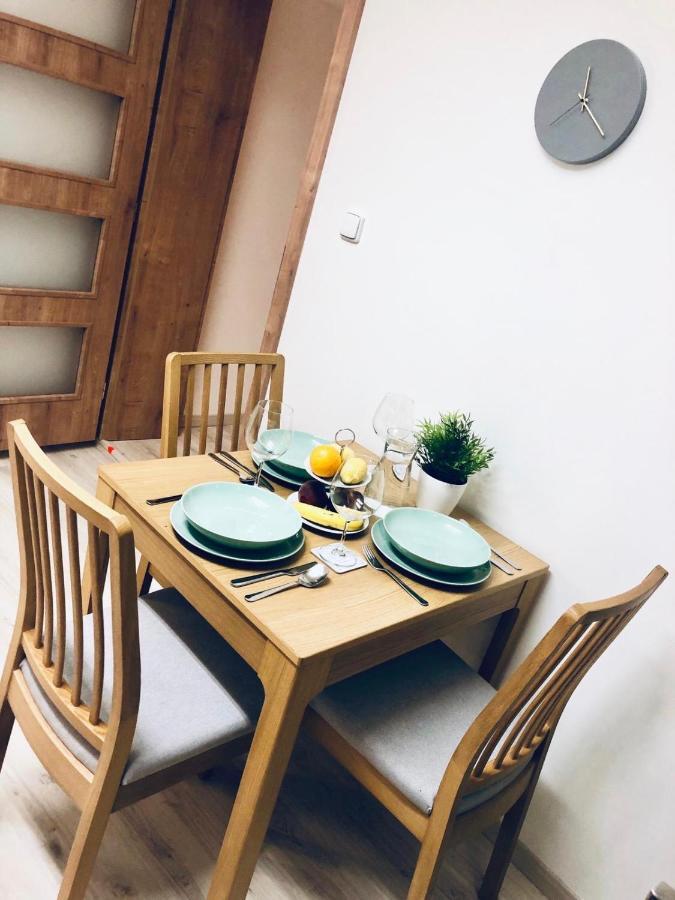 James Bond Apartment Old Town Bratislava Extérieur photo